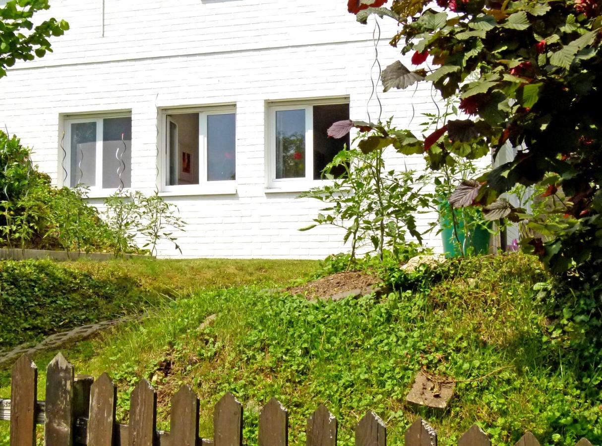 Haus Tannenweg Lägenhet Zell an der Mosel Exteriör bild