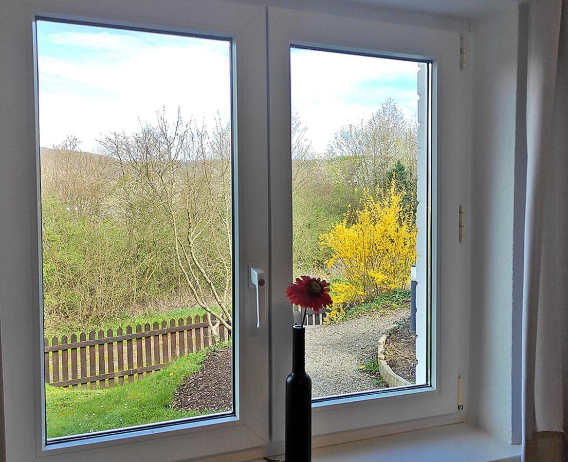 Haus Tannenweg Lägenhet Zell an der Mosel Exteriör bild